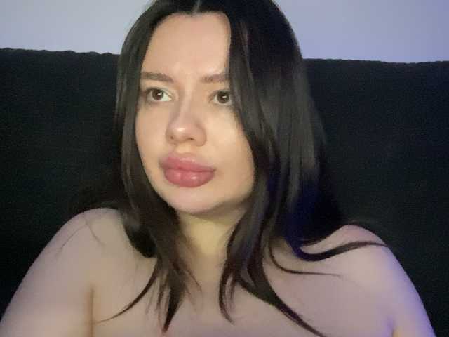 VikaSpace's BongaCams show and profile