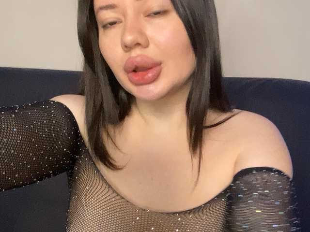 VikaSpace's BongaCams show and profile