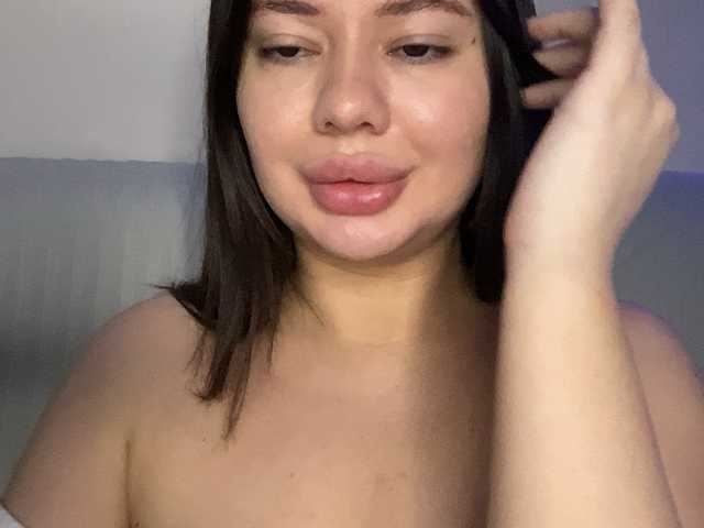 VikaSpace's BongaCams show and profile