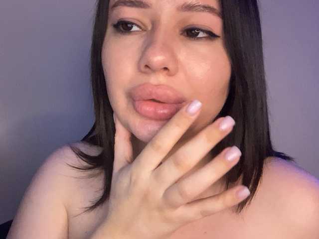 VikaSpace – webcam model profile photo