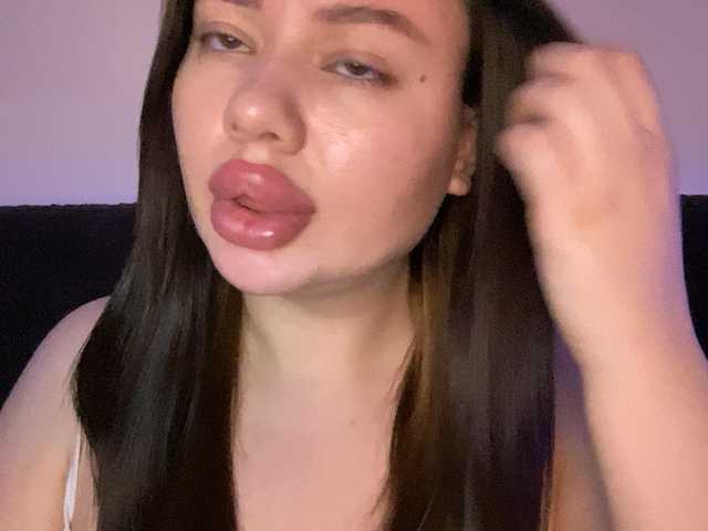 VikaSpace's BongaCams show and profile