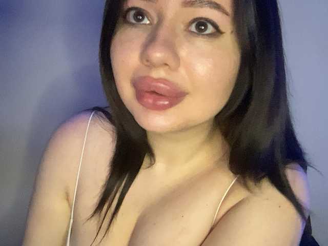 VikaSpace's BongaCams show and profile