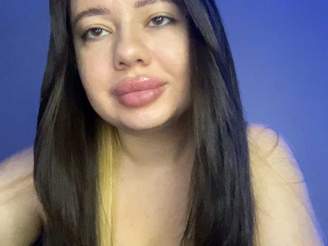 VikaSpace's BongaCams show and profile