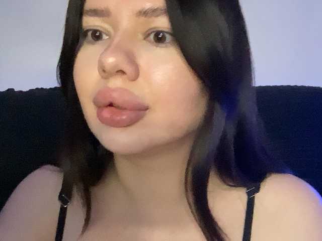 VikaSpace's BongaCams show and profile