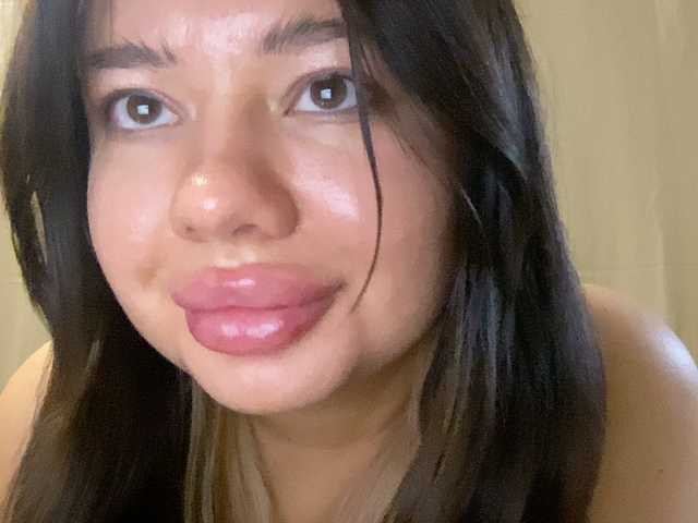 VikaSpace – webcam model profile photo