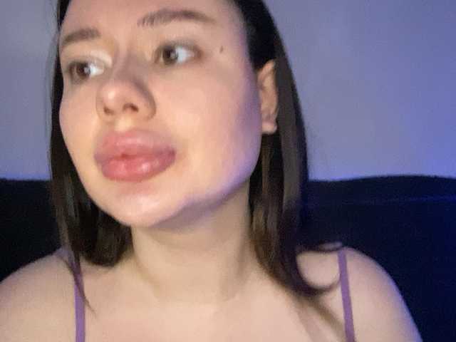 VikaSpace's BongaCams show and profile