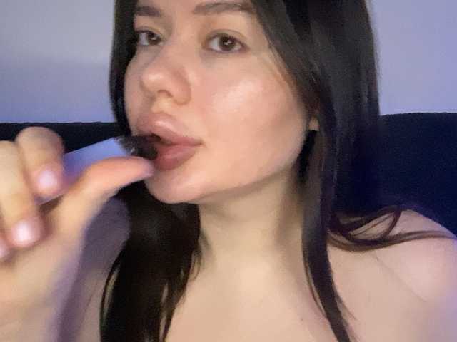 VikaSpace's BongaCams show and profile