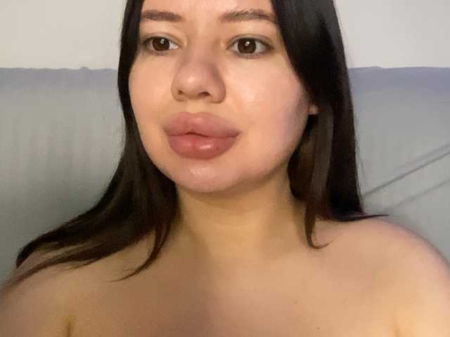 VikaSpace's BongaCams show and profile