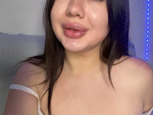 VikaSpace's BongaCams show and profile