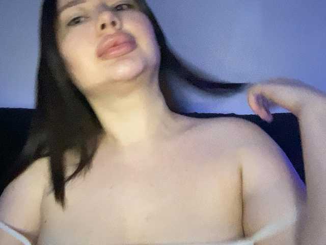 VikaSpace's BongaCams show and profile