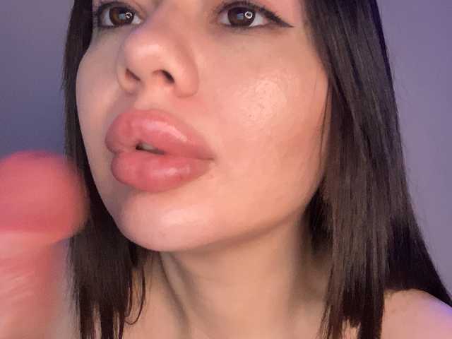 VikaSpace's BongaCams show and profile