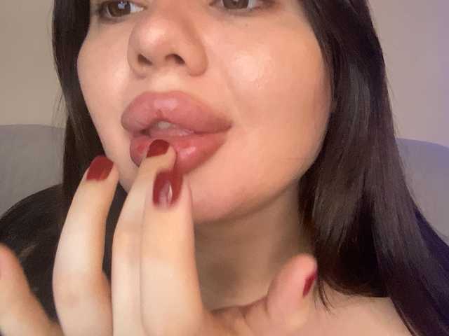 VikaSpace's BongaCams show and profile