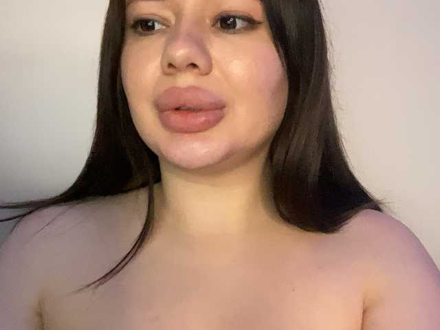 VikaSpace's BongaCams show and profile