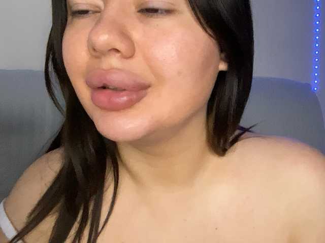 VikaSpace's BongaCams show and profile