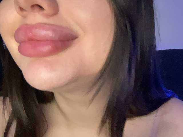 VikaSpace's BongaCams show and profile