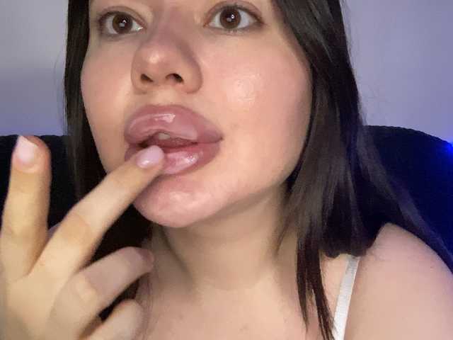 VikaSpace's BongaCams show and profile