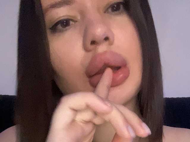 VikaSpace's BongaCams show and profile