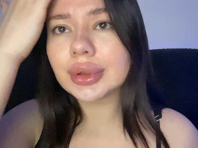 VikaSpace's BongaCams show and profile