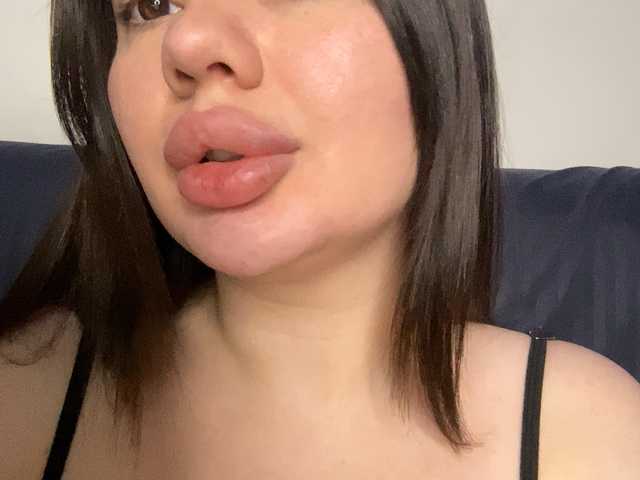 VikaSpace's BongaCams show and profile