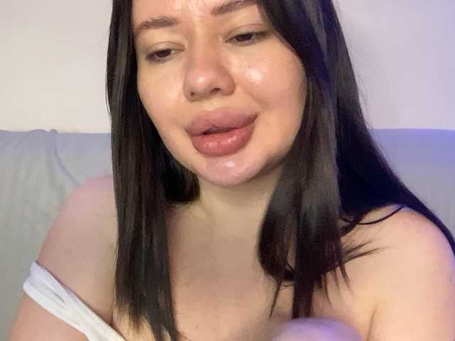 VikaSpace from BongaCams is Freechat