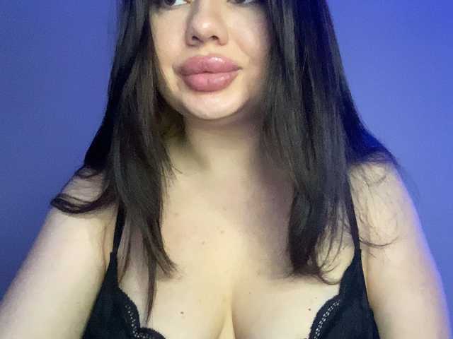 VikaSpace's BongaCams show and profile