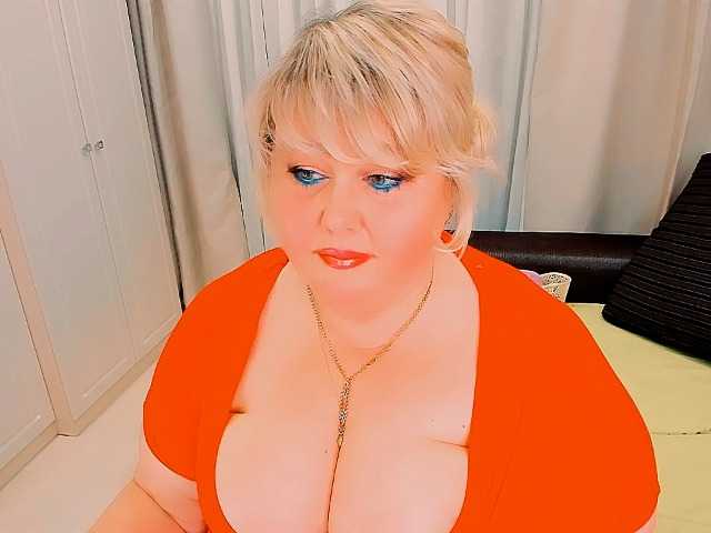 XBIGTITSXX's BongaCams show and profile