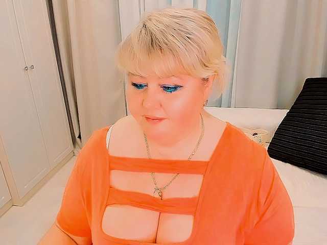 XBIGTITSXX's BongaCams show and profile