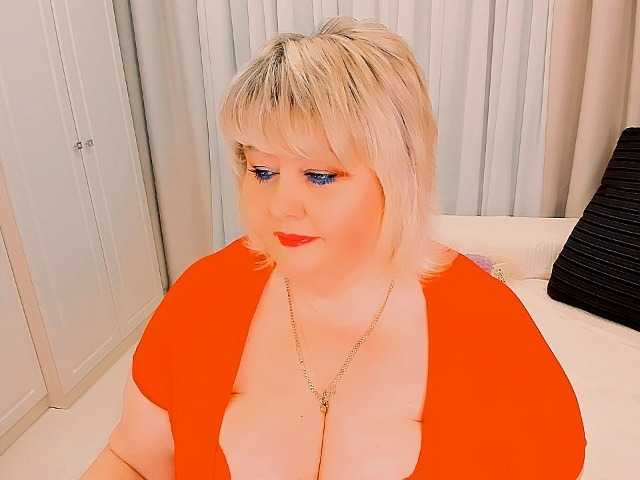 XBIGTITSXX's BongaCams show and profile