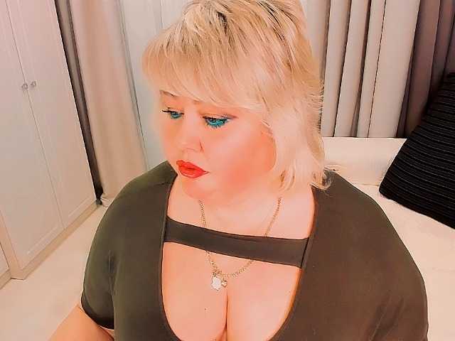 XBIGTITSXX's BongaCams show and profile