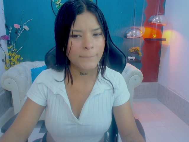 Scandarkmarie's BongaCams show and profile