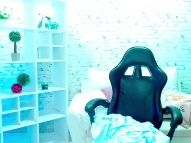 Scandarkmarie's BongaCams show and profile