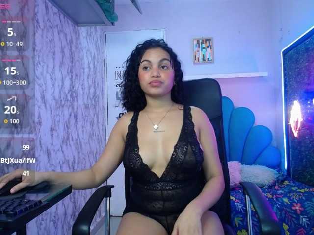 valeria-martinez19's BongaCams show and profile