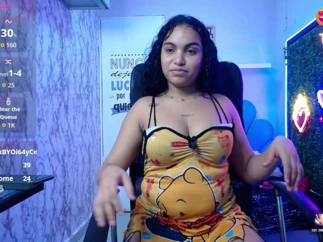 valeria-martinez19's BongaCams show and profile