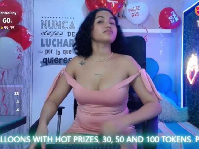 valeria-martinez19's BongaCams show and profile