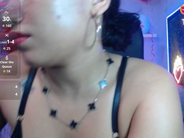 valeria-martinez19's BongaCams show and profile