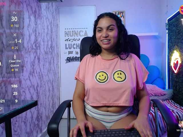 valeria-martinez19's BongaCams show and profile