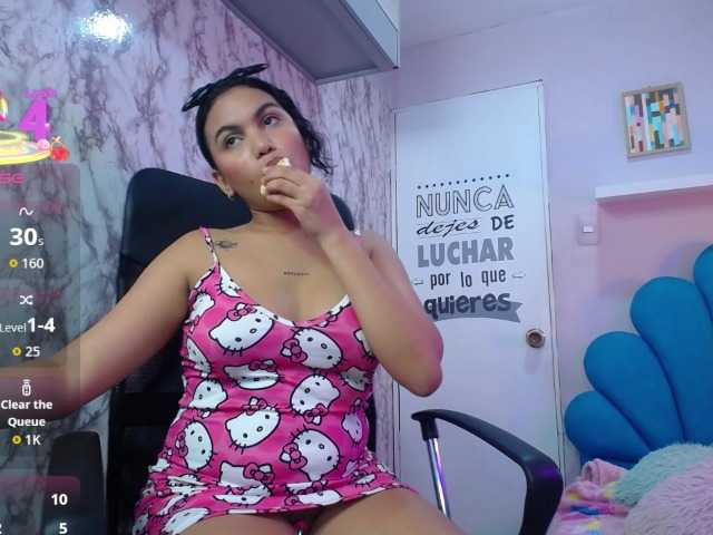 valeria-martinez19's BongaCams show and profile