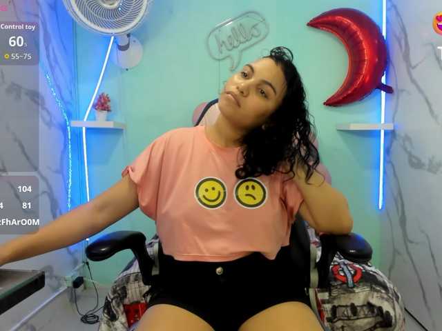 valeria-martinez19's BongaCams show and profile