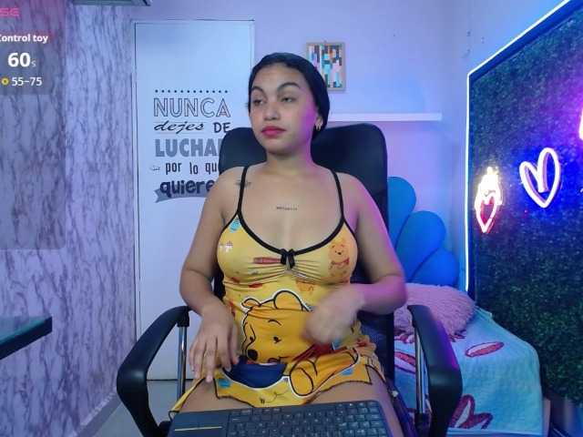 valeria-martinez19's BongaCams show and profile