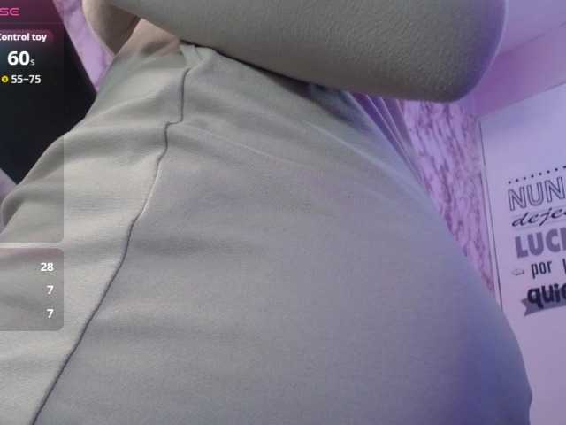 valeria-martinez19's BongaCams show and profile