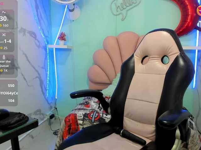 valeria-martinez19's BongaCams show and profile