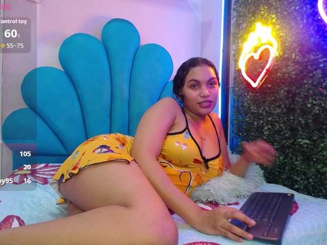 valeria-martinez19's BongaCams show and profile