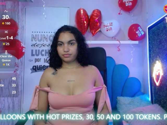 valeria-martinez19's BongaCams show and profile