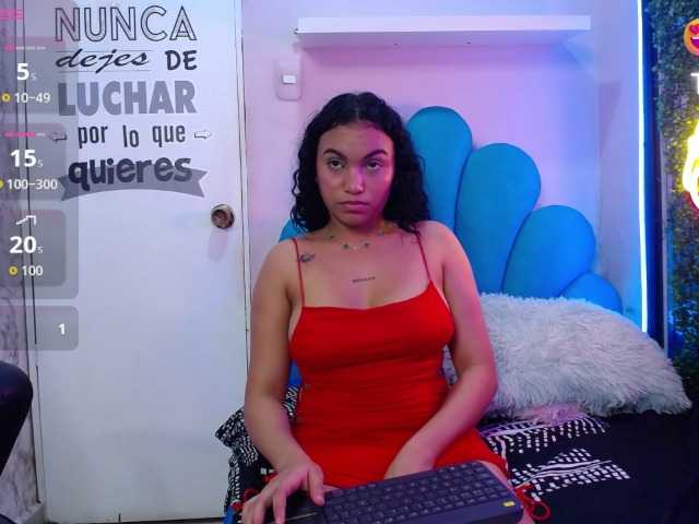 valeria-martinez19 Live Cam on BongaCams