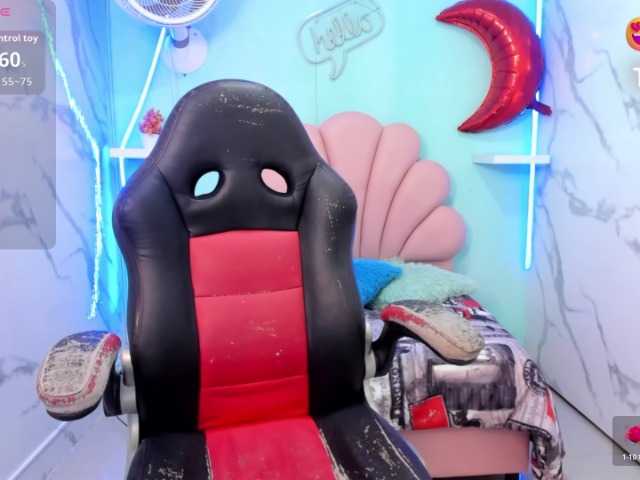 valeria-martinez19's BongaCams show and profile