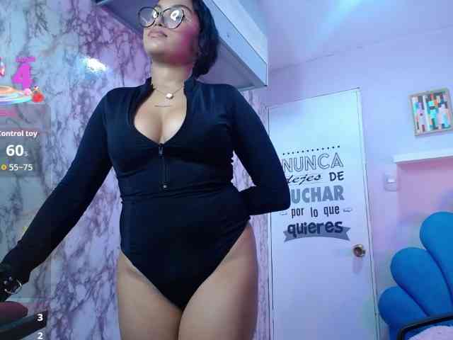 valeria-martinez19 valeria-martinez19