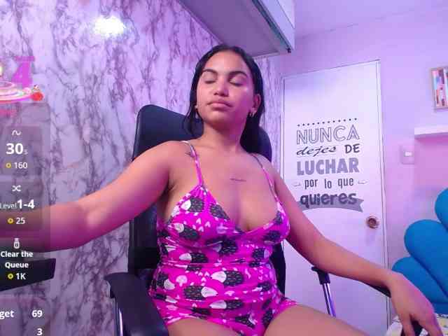 valeria-martinez19 valeria-martinez19