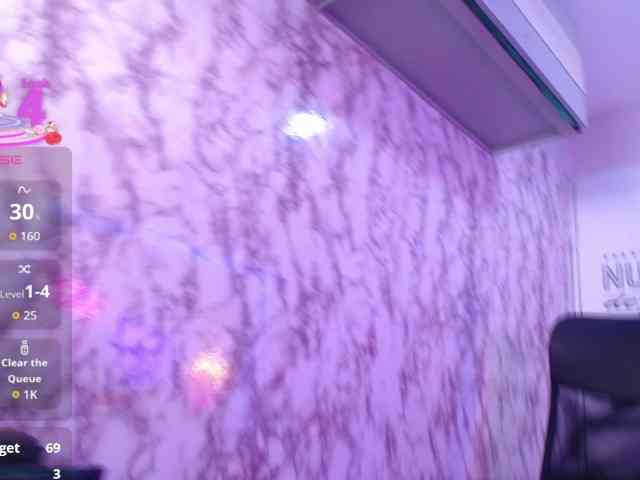 valeria-martinez19 valeria-martinez19