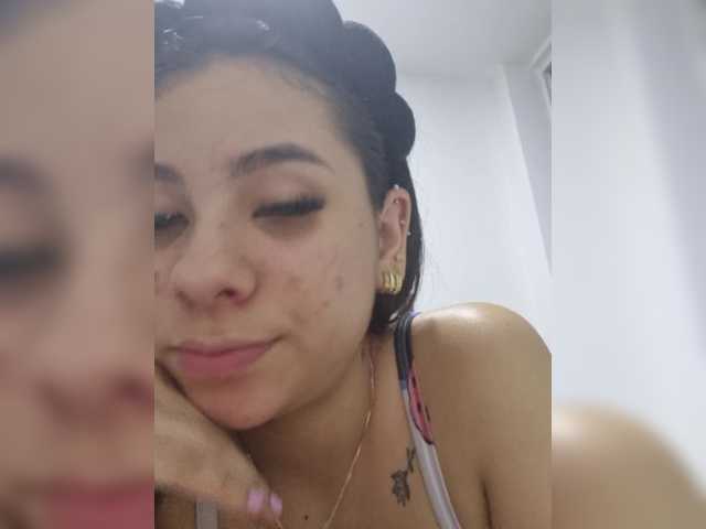 Haileylee's BongaCams show and profile