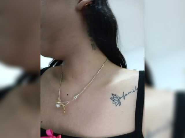 Haileylee's BongaCams show and profile